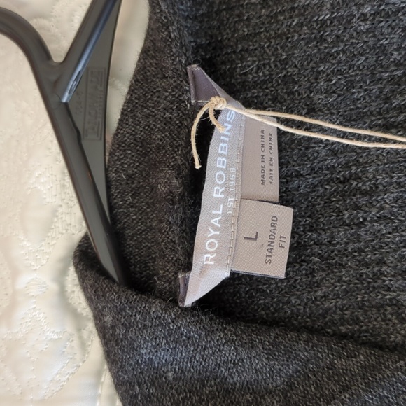 Royal Robbins NWT wool blend sweater - Picture 4 of 4